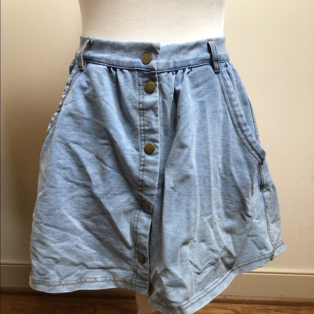 Denim skirt